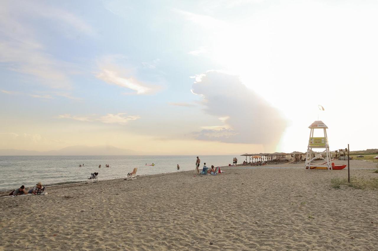 Roa Seaside Apartments Vergia ภายนอก รูปภาพ